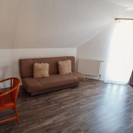 Megnyugtat-Lak Apartmanhaz Demjén Exteriör bild