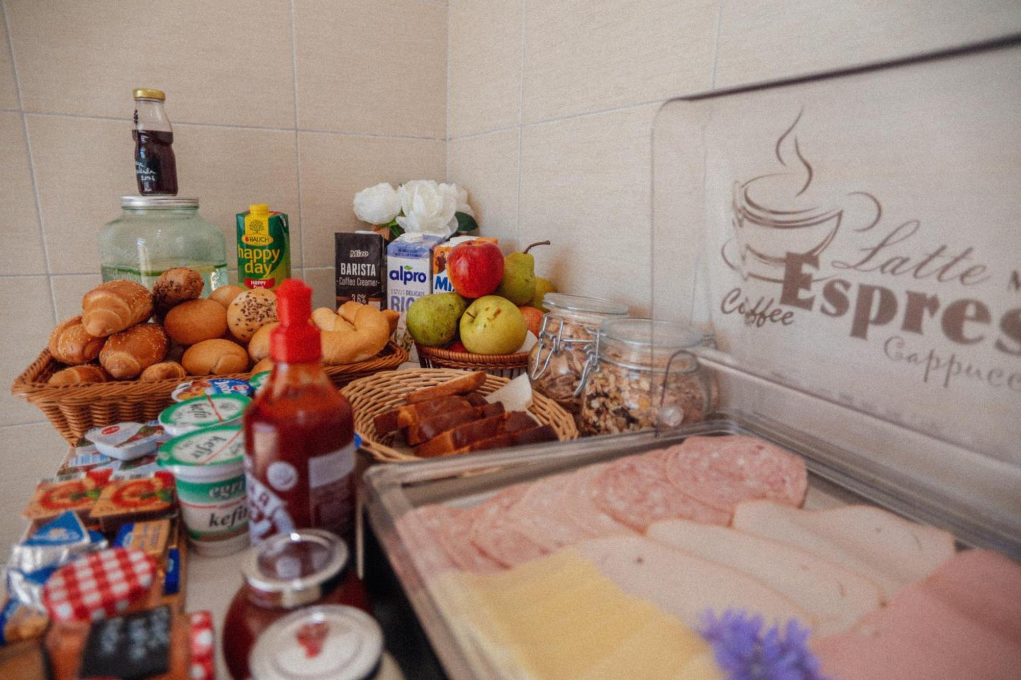 Megnyugtat-Lak Apartmanhaz Demjén Exteriör bild