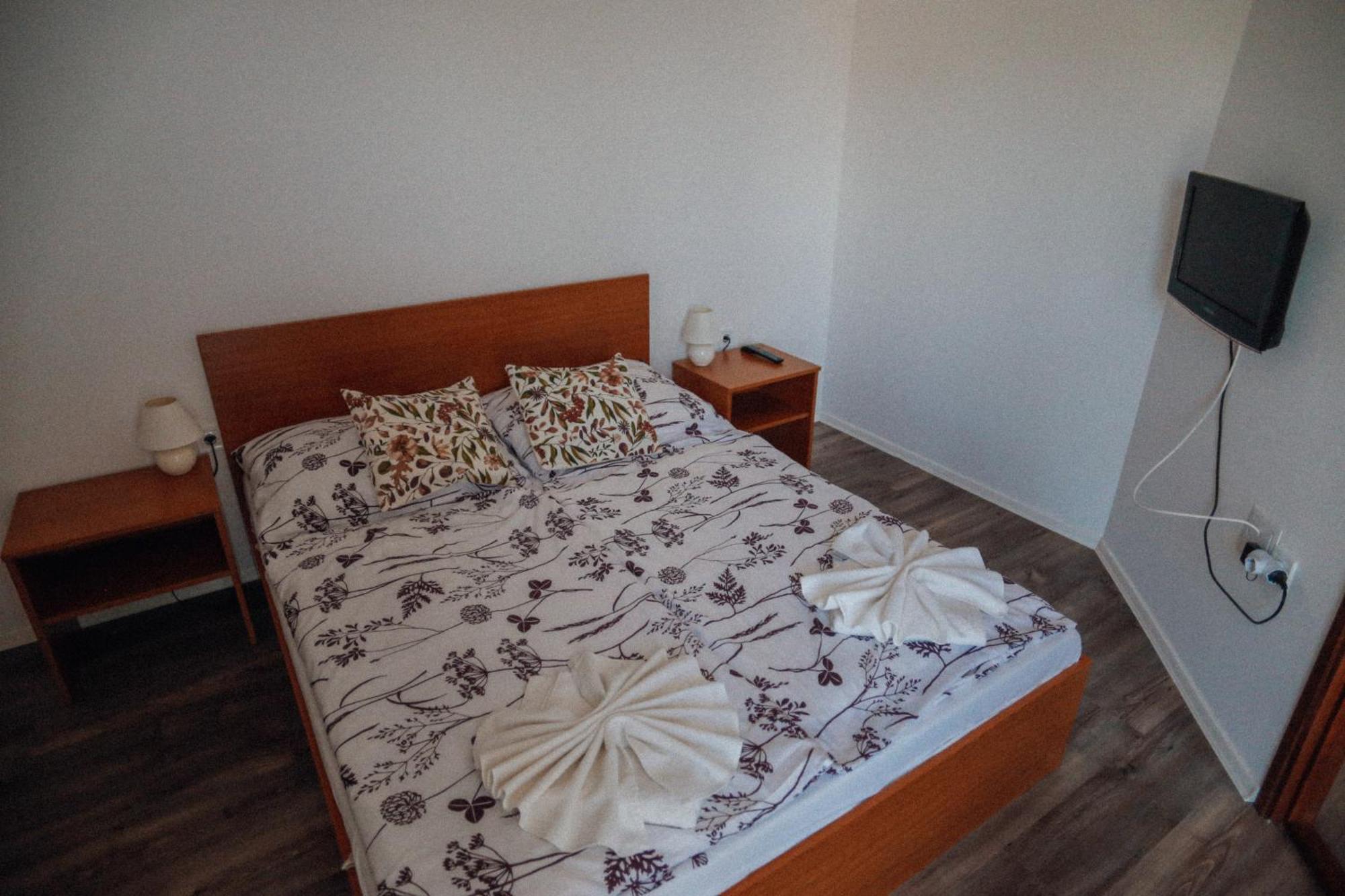 Megnyugtat-Lak Apartmanhaz Demjén Exteriör bild