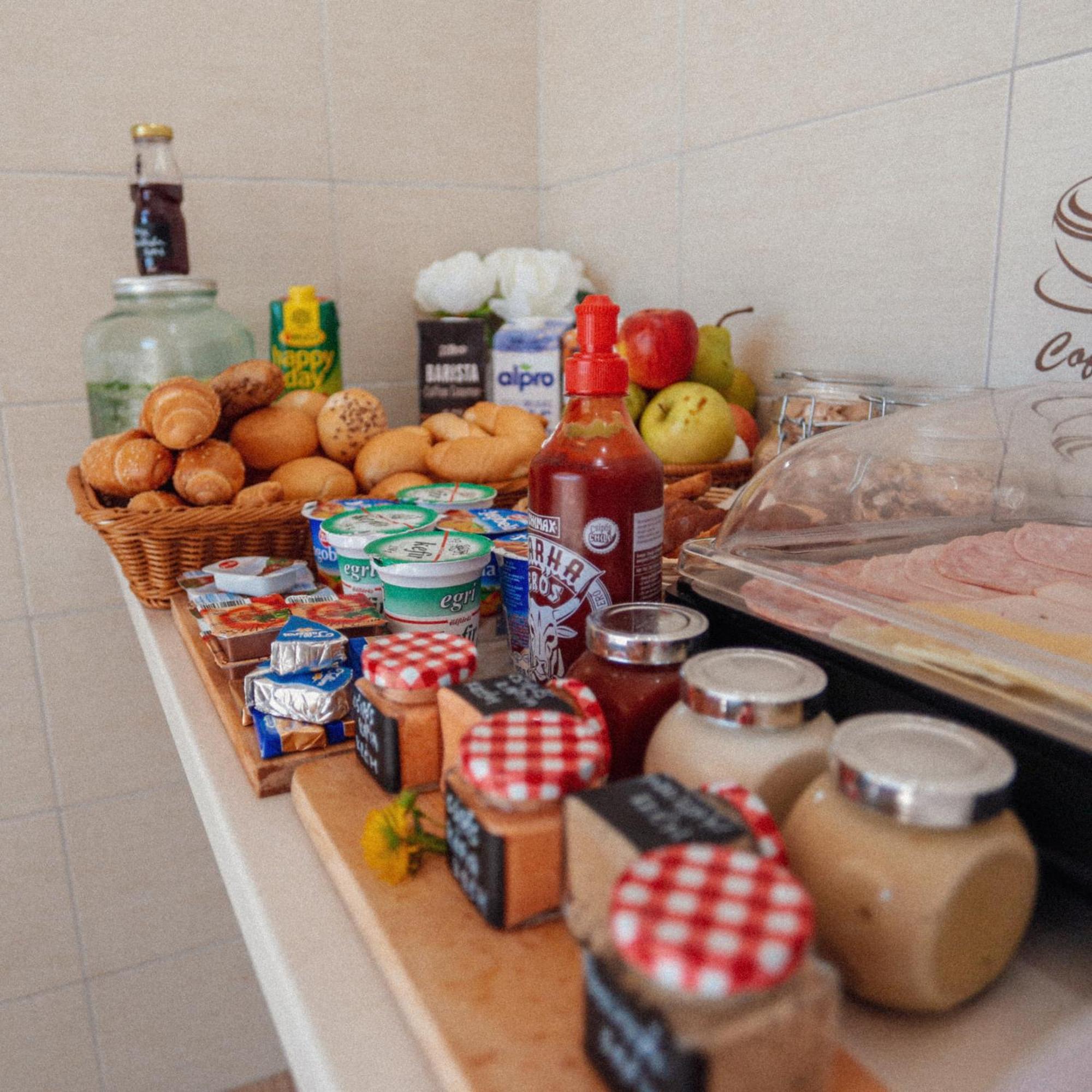 Megnyugtat-Lak Apartmanhaz Demjén Exteriör bild